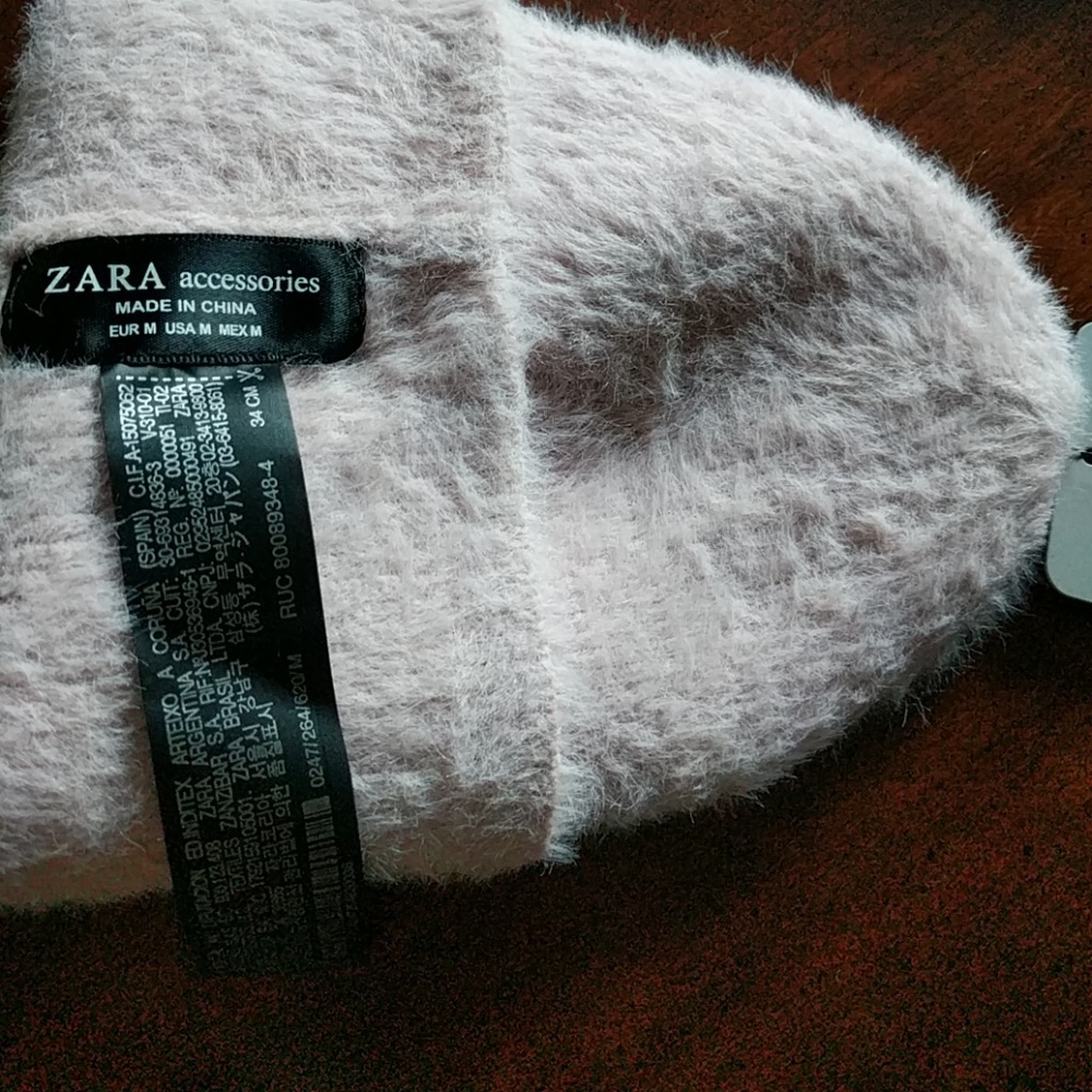 Hat - Picture 4 of 6